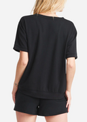 Black | 5' 11" | S | Clair