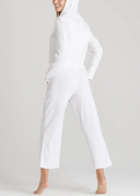 White | 5' 9.5" | S