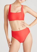 True Red | 5' 9.5" | 8