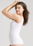 White | 5' 8" | S