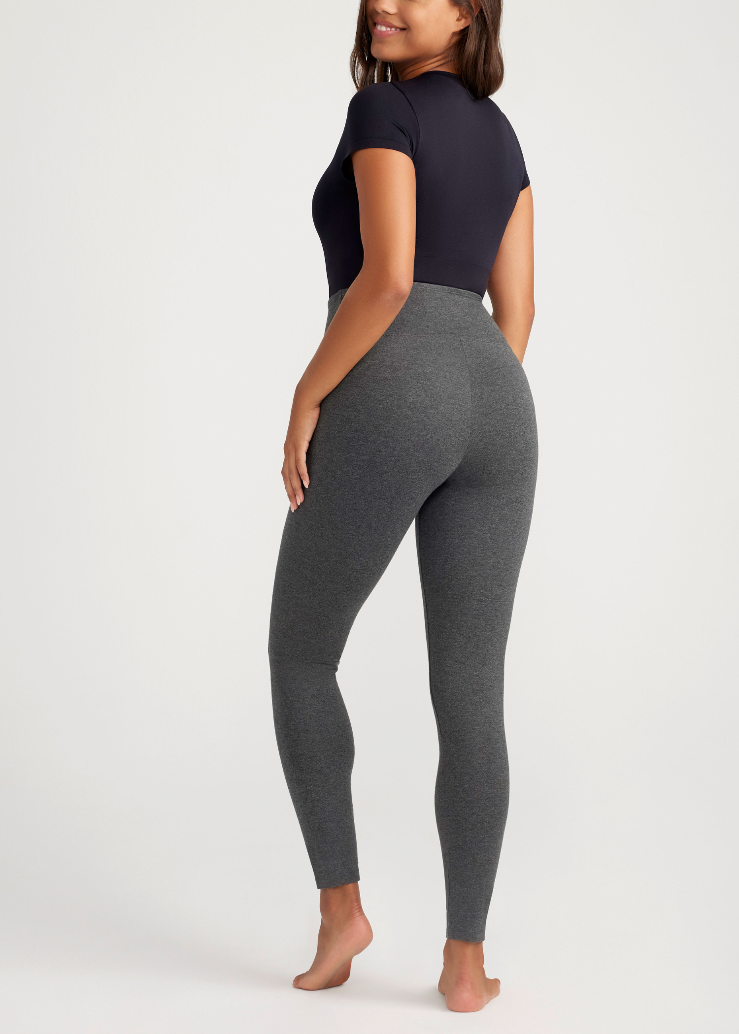 LEGGINGS LISO SEAMLESS DE DAMA CURVY MODELO MN136 – El mundo de las medias