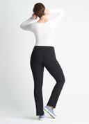 Black | 5' 11" | L | Rachel
