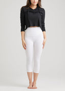 White | 5' 8" | S
