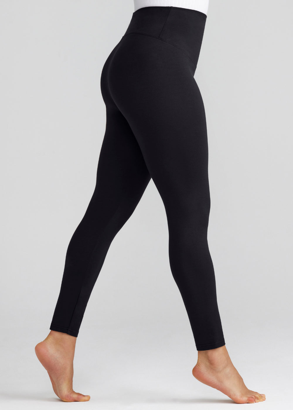 Ponte Shaping Legging from Yummie in Black  - 1