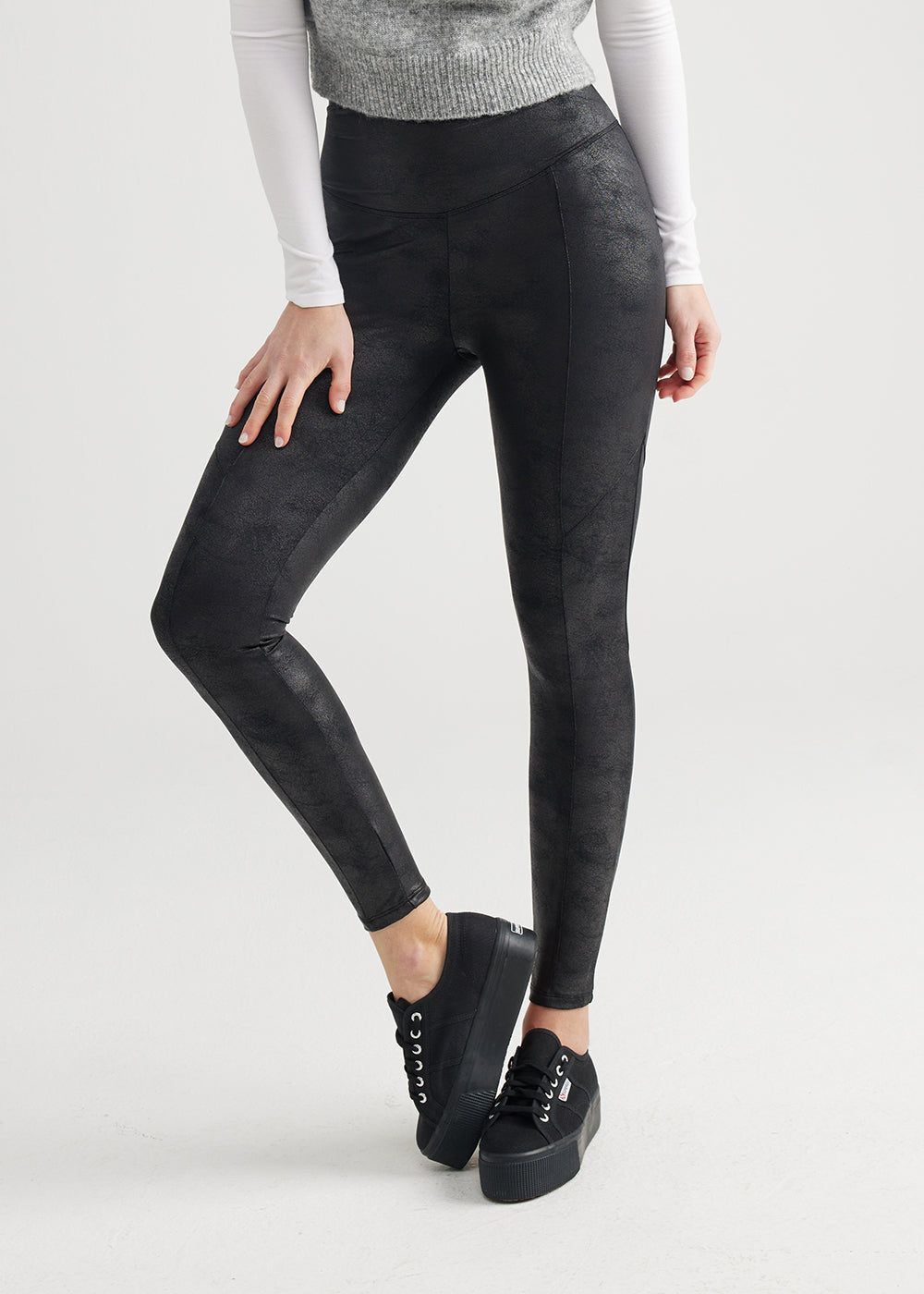 Stretch Shine Faux Leather Shaping Legging