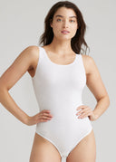White | 5'8" | S/M