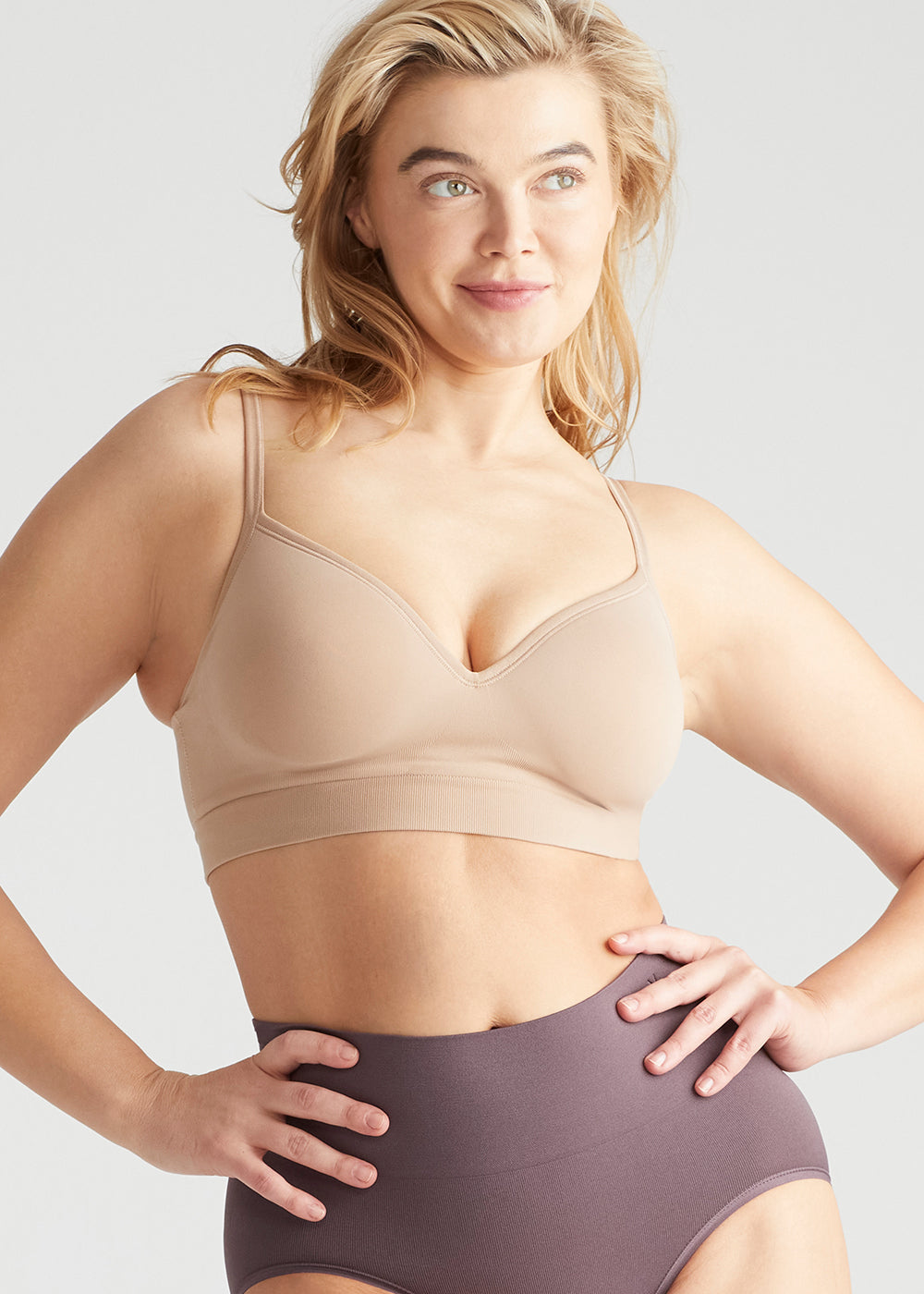 Yummie Bria Comfortably Curved Shaping Short Almond Shapewear YT5
