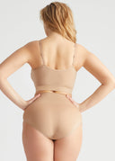 Almond | 5'10 " | M/L