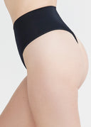 Black | 5' 9.5” | S/M