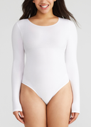 White | 5'10" | M/L | Alyssa