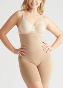 Almond | 5'10 " | M/L | Khrystyana