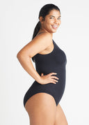 Black | 5' 10” | 1X/2X | Ingrid