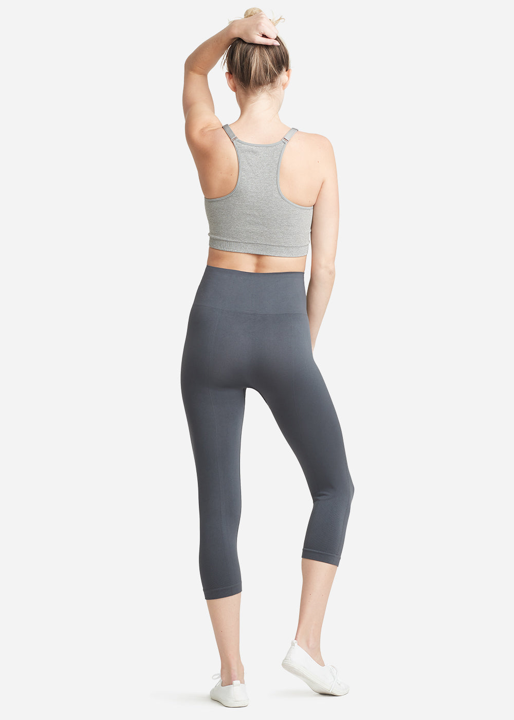 Seamless Cropped Capri Shaping Legging Yummie