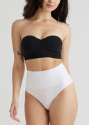 White | 5' 8" | S/M