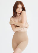 Almond | 5'9 .5" | S/M