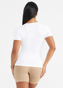 White | 5' 9” | M/L