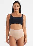 Almond | 5' 9" | M/L