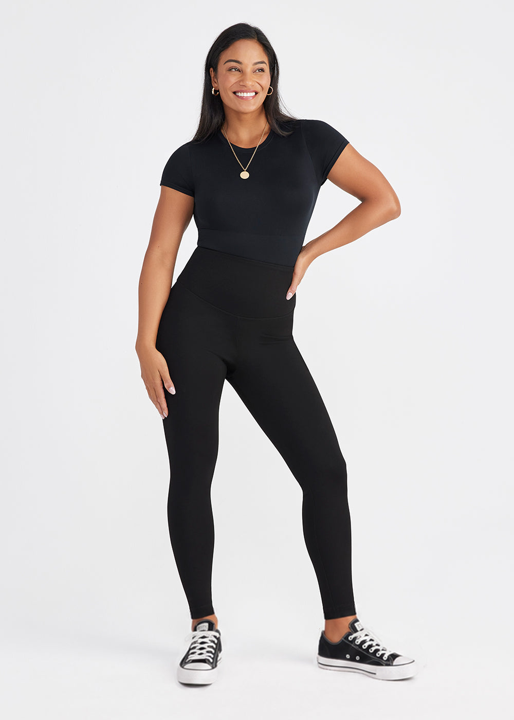 ユミコアボディ Black Short Sleeve Shaping Bodysuit | Yummie